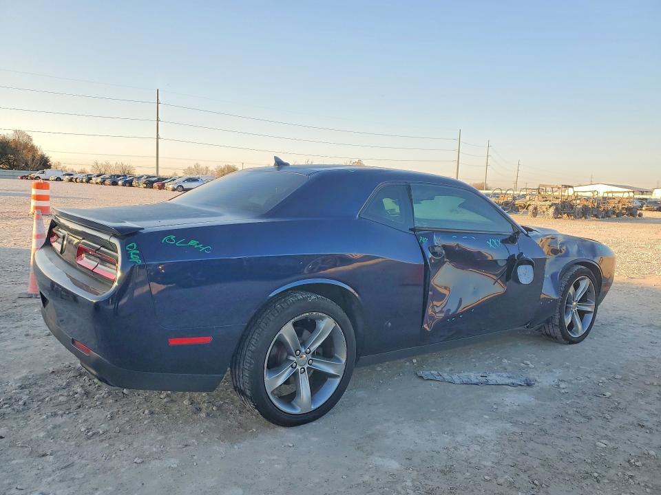 2015 Dodge Challenger sxt