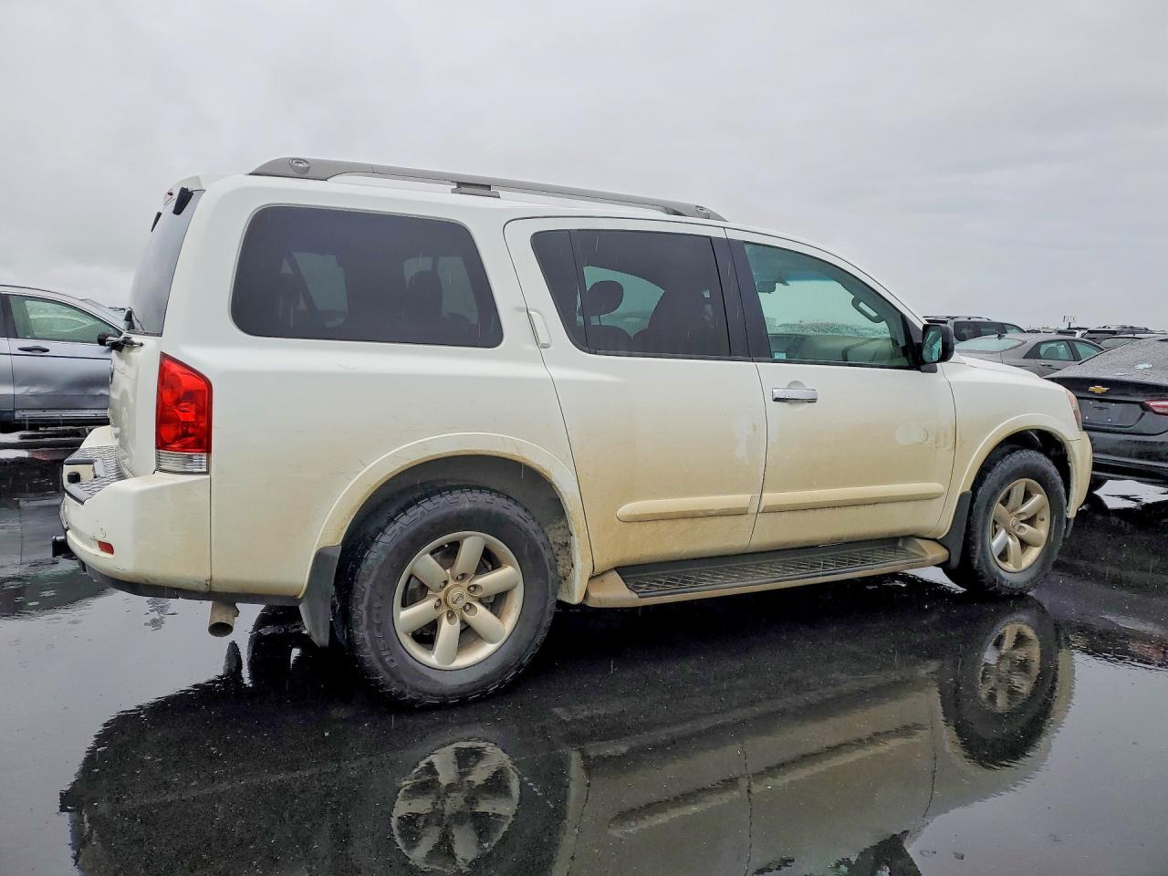 2014 Nissan Armada sv