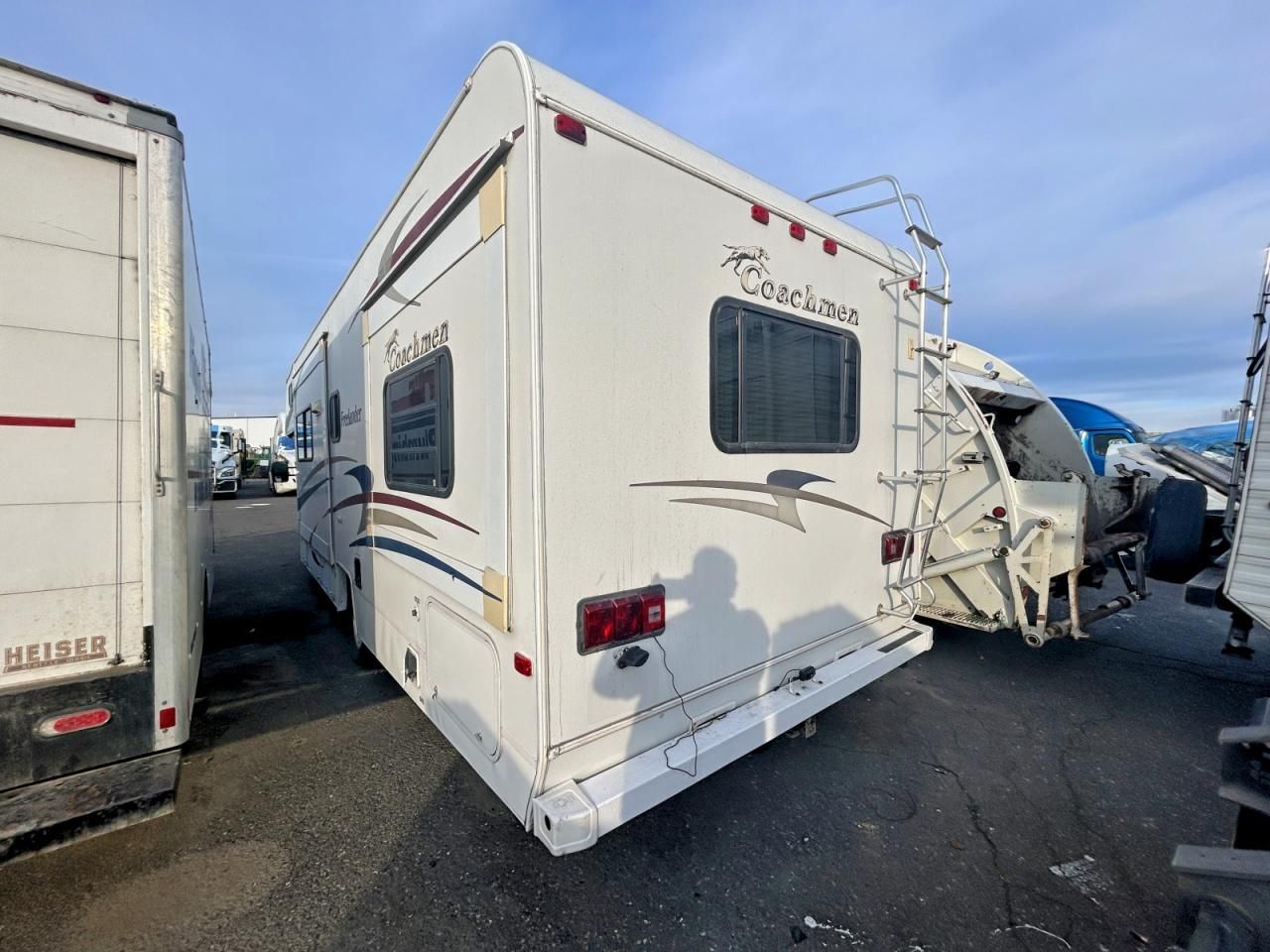 2004 Coachmen Motorhome