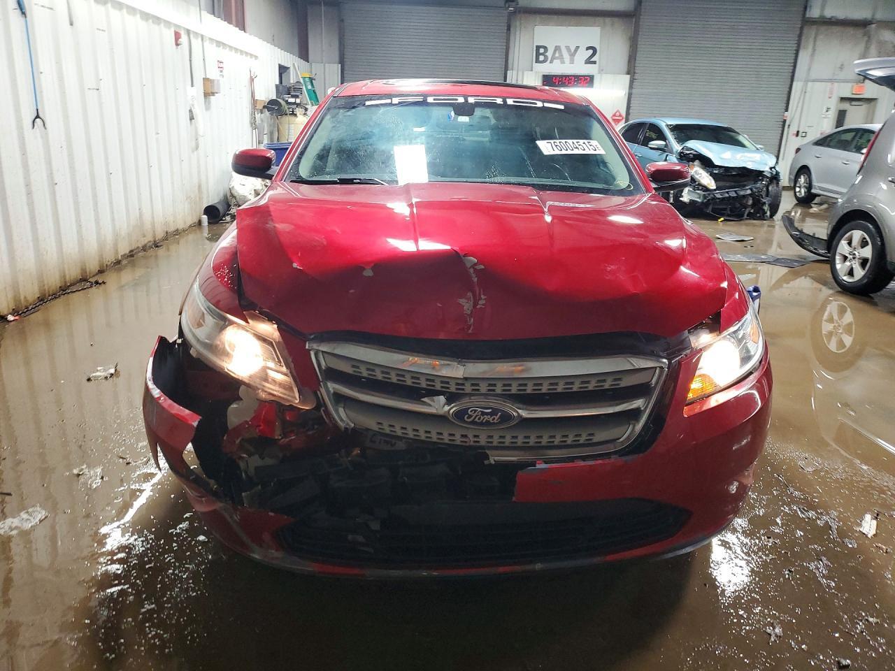 2011 Ford Taurus sel