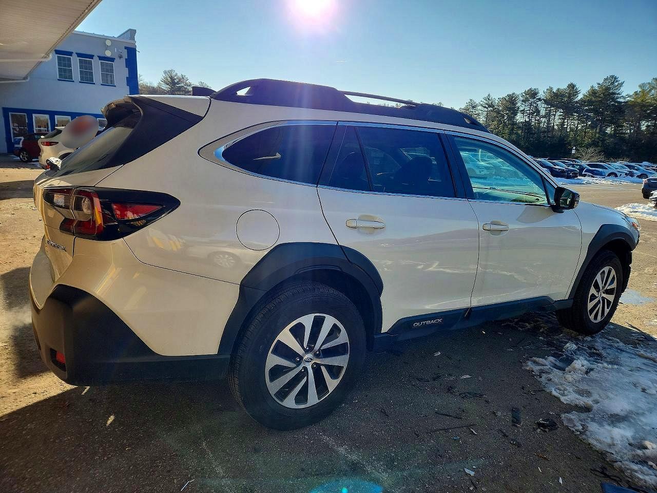 2023 Subaru Outback Premium