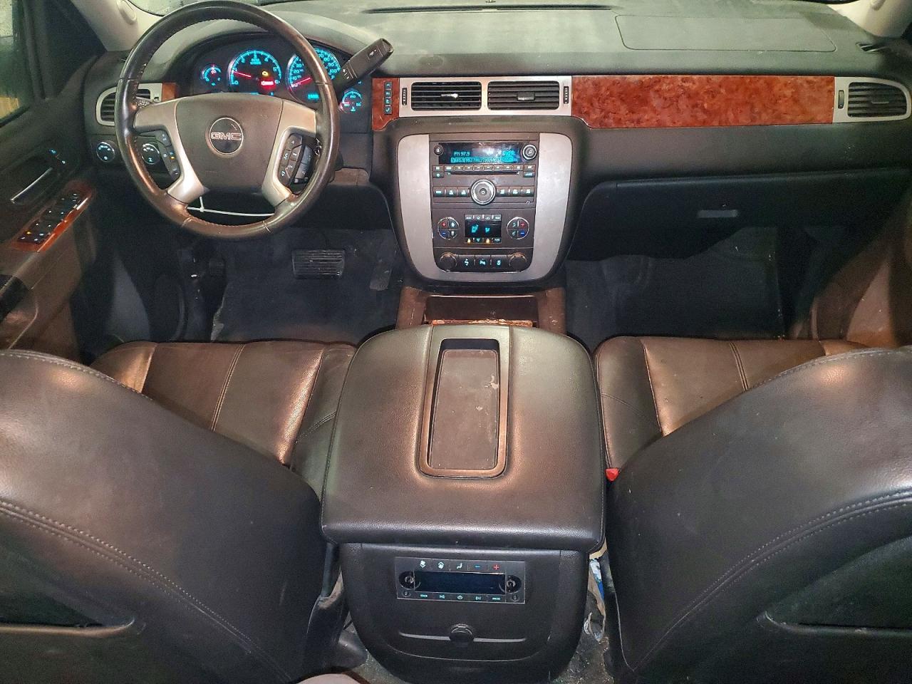 2013 GMC Yukon slt