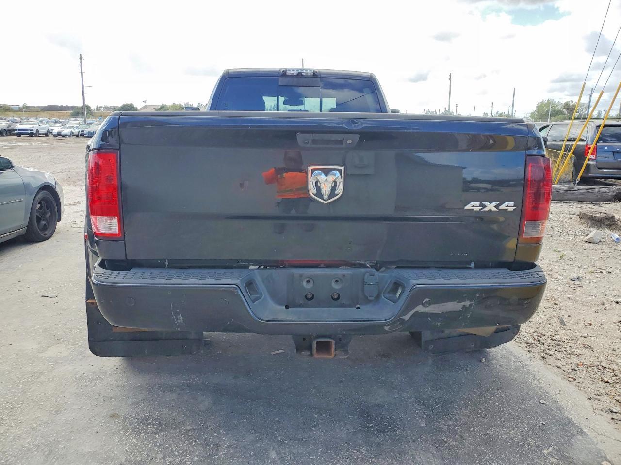 2018 Dodge Ram 3500 slt
