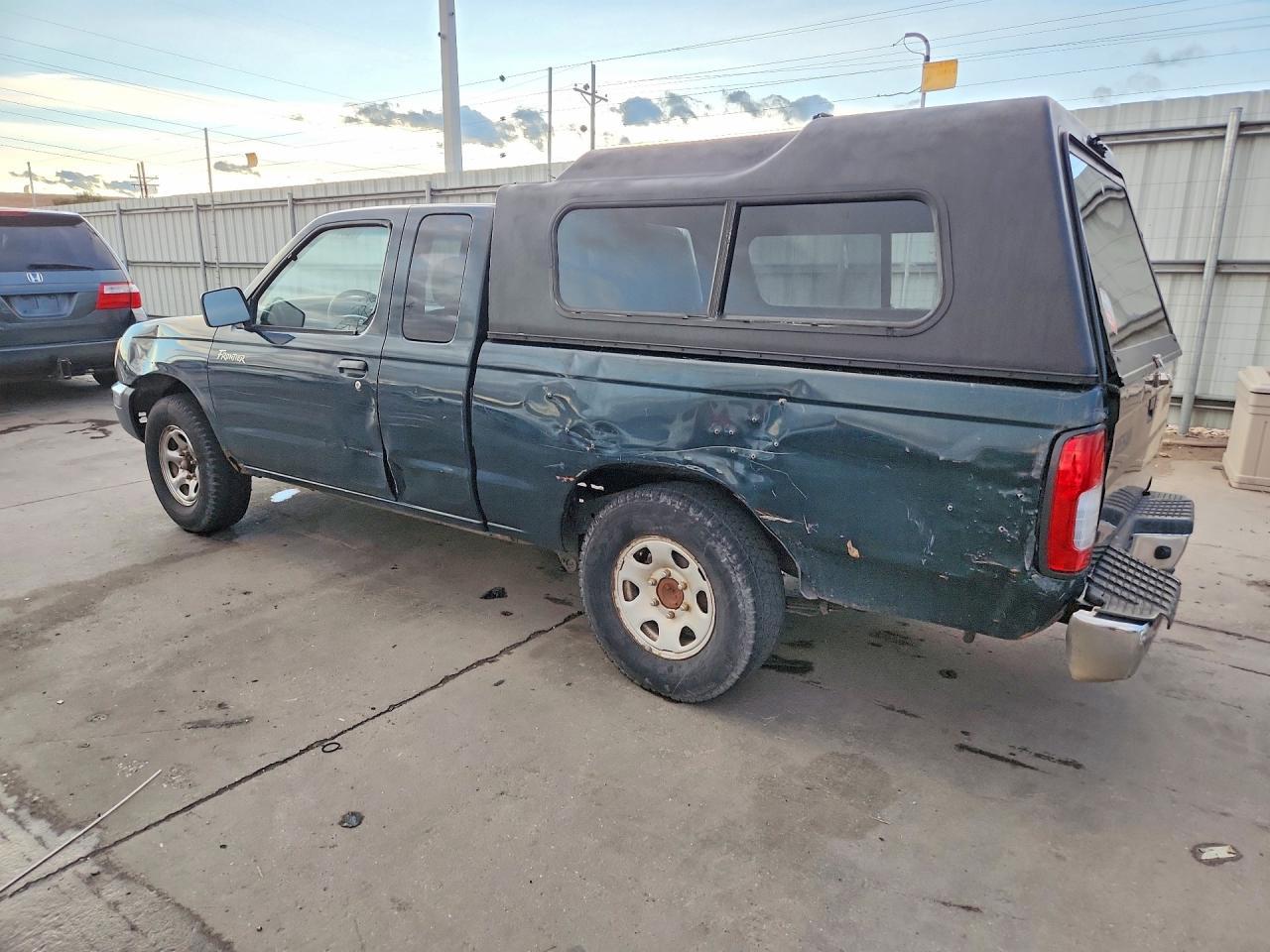 1999 Nissan Frontier XE
