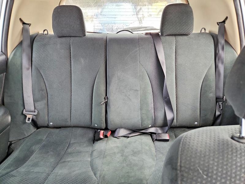 2012 Niss Versa s