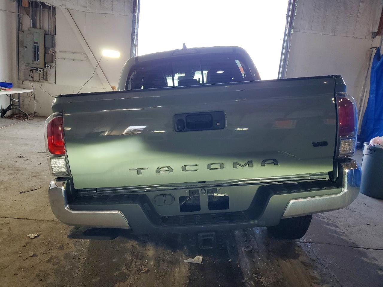 2023 Toyota Tacoma TRD OFF-Road