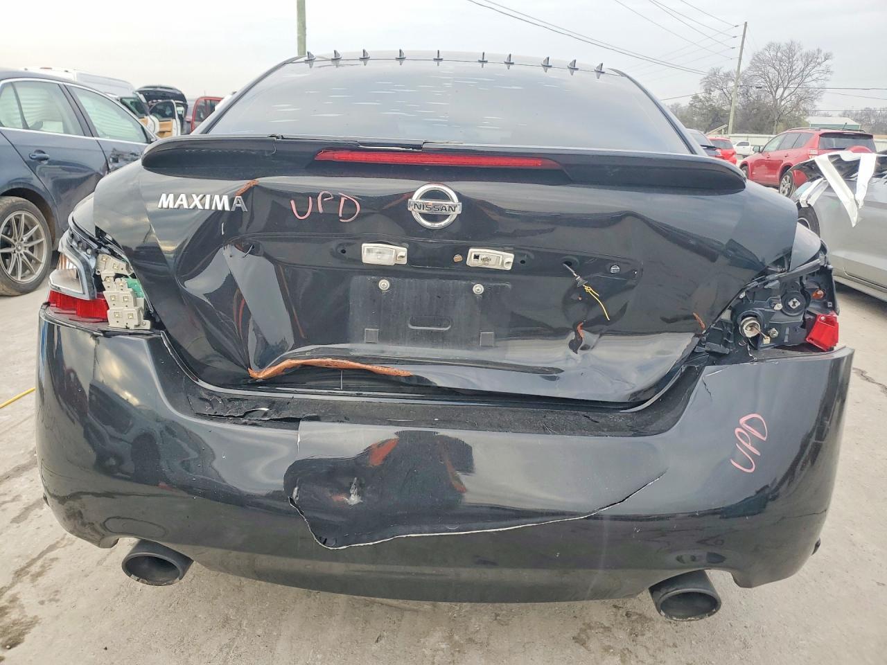 2014 Niss Maxima s