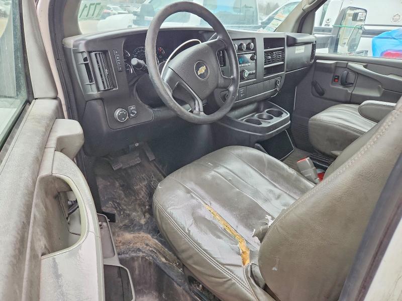 2013 Chevrolet Express G3500 BOX Truck