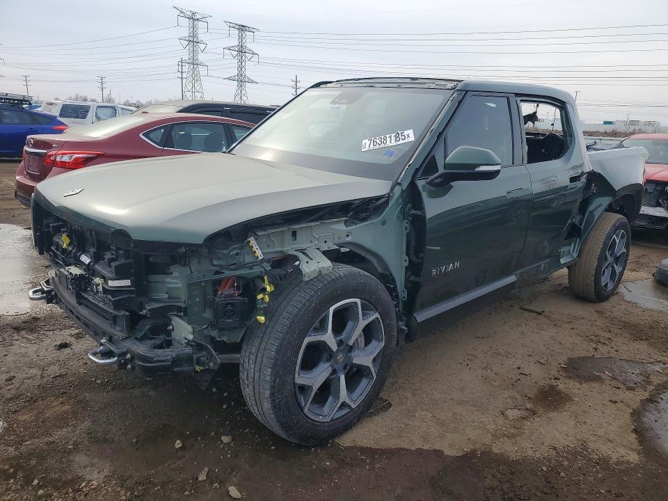 2024 Rivian R1T Adventure