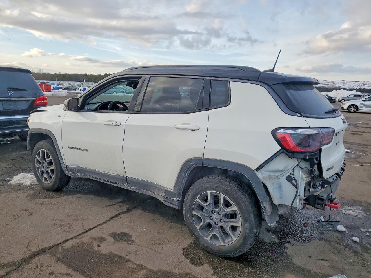 2021 Jeep Compass Trailhawk