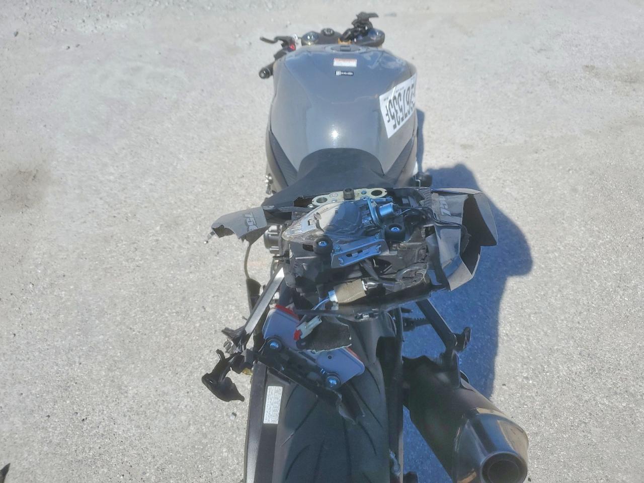 2025 Suzuki GSX-R750
