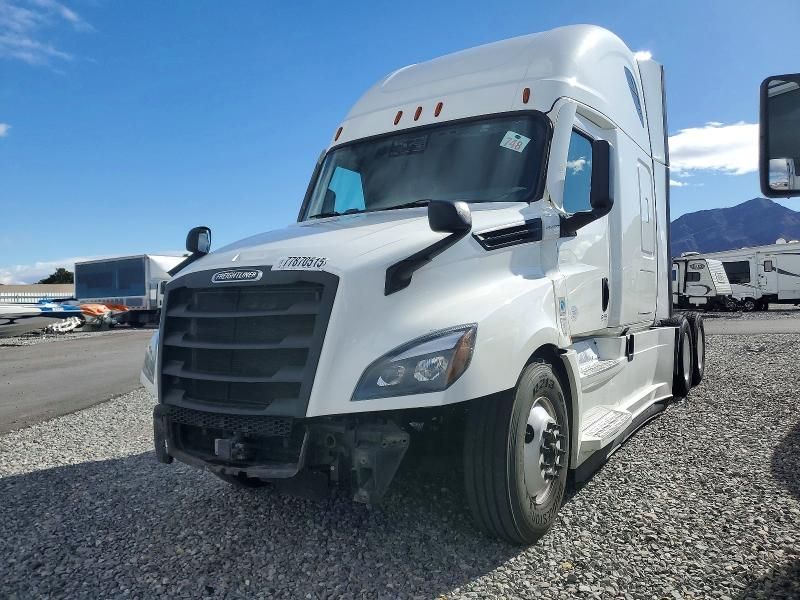 2021 Freightliner Cascadia 126 Semi Truck