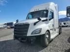 2021 Freightliner Cascadia 126 Semi Truck