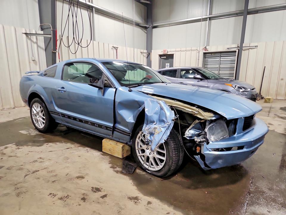 2005 Ford Mustang