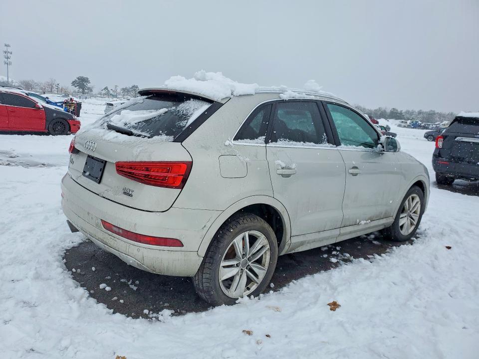 2016 Audi Q3 Premium Plus