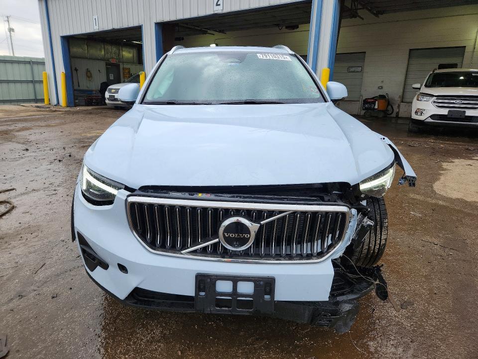 2025 Volvo Xc40 Plus