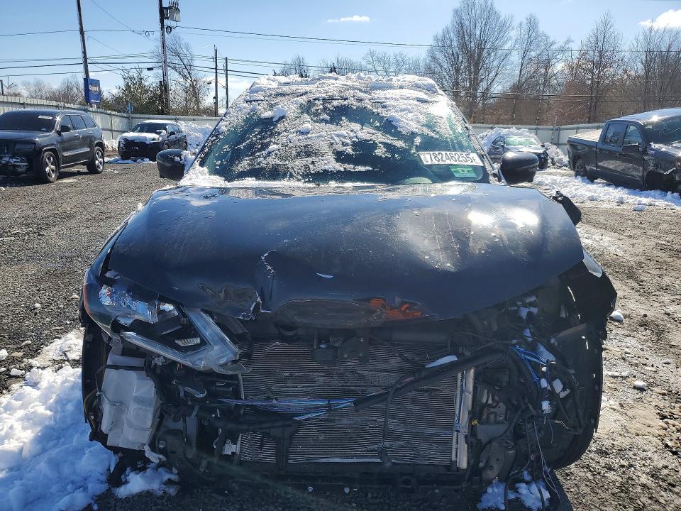 2019 Nissan Rogue sv