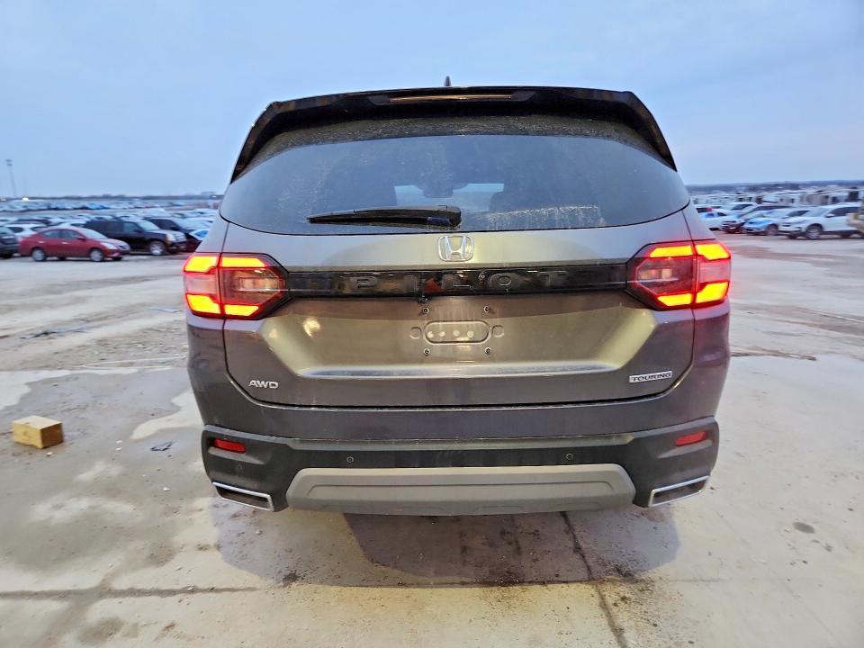 2023 Honda Pilot Touring
