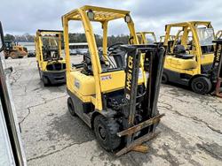 Salvage trucks for sale at Austell, GA auction: 2015 Hyster Forklift