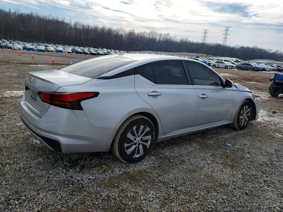 2020 Nissan Altima 2.5 s