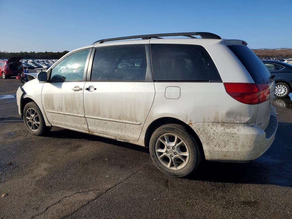 2005 Toyota Sienna xle 7 Passenger