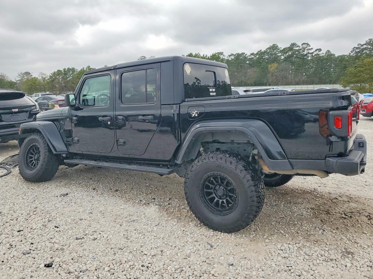 2022 Jeep Gladiator Sport