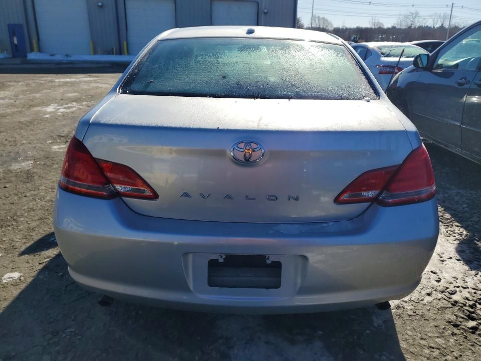 2010 Toyota Avalon xl
