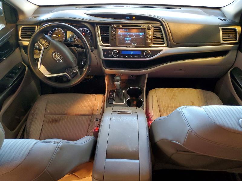 2016 Toyota Highlander le Plus