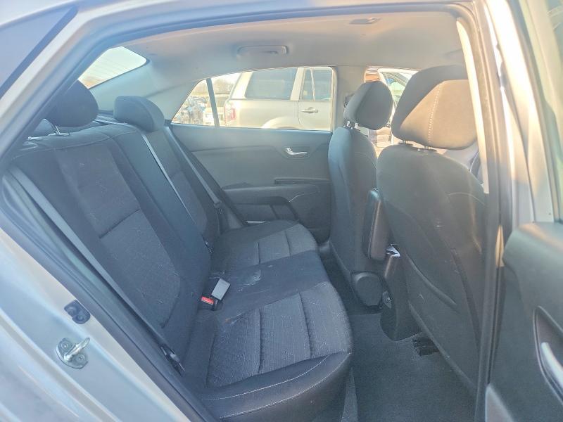 2023 KIA Rio s