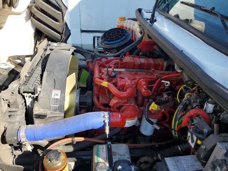 2022 Freigliner 2022 Freightliner Business Class M2 BOX Truck