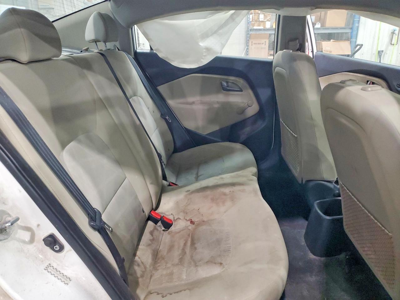 2013 KIA Rio lx