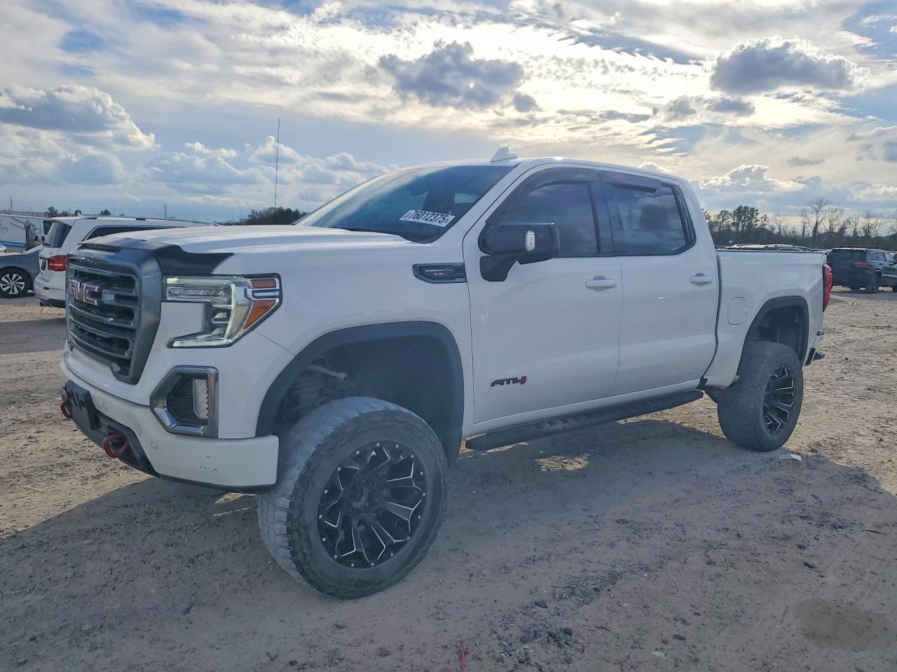 2022 GMC Sierra Limited K1500 AT4