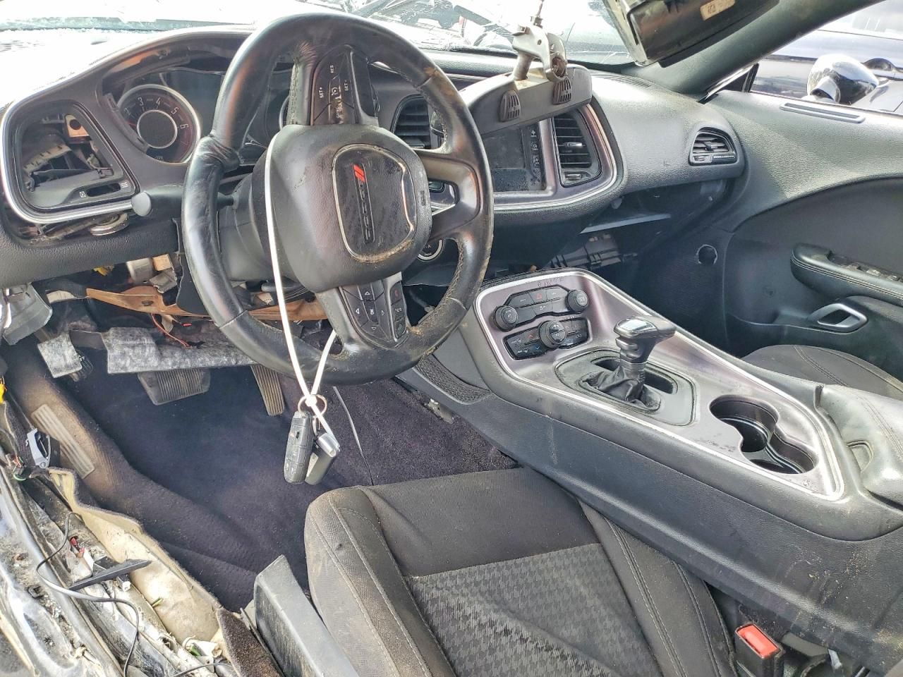 2016 Dodge Challenger sxt