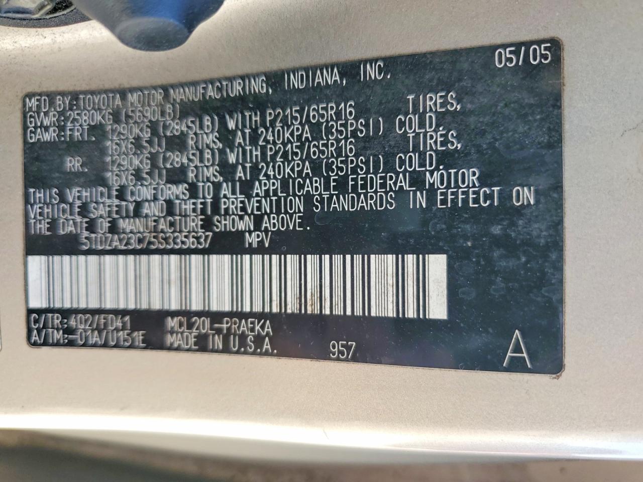 2005 Toyota Sienna ce 8 Passenger