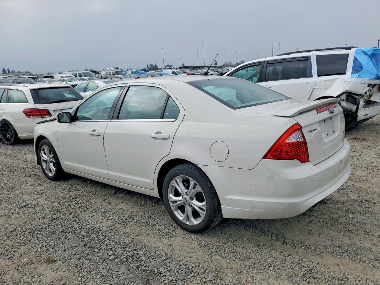 2012 Ford Fusion se