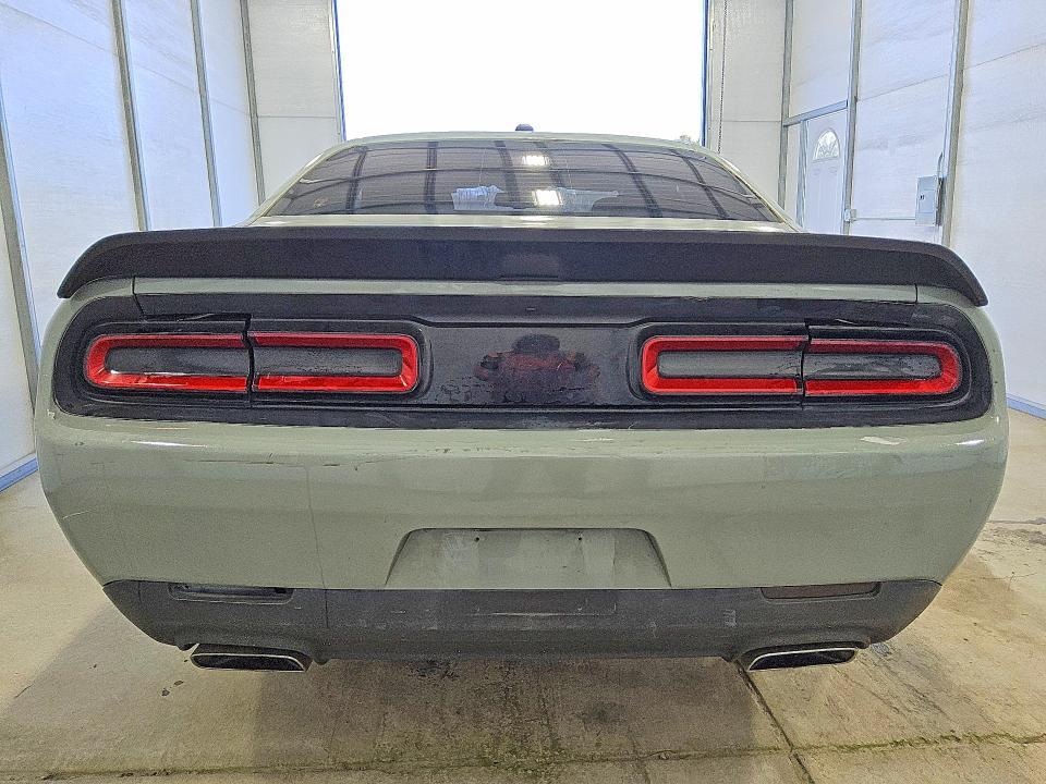 2015 Dodge Challenger sxt