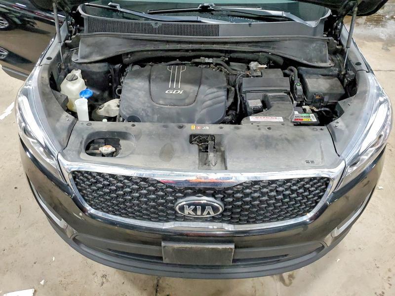 2016 KIA Sorento lx V6