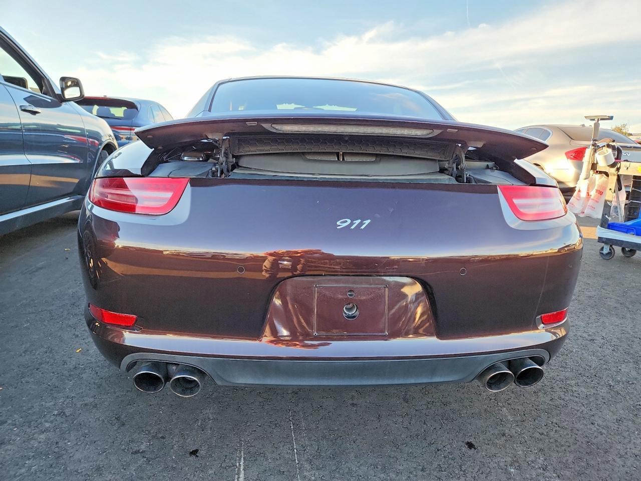 2016 Porsche 911 Carrera