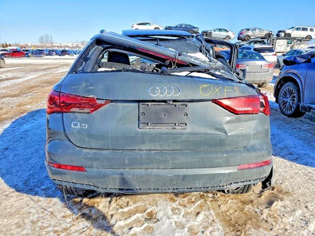 2025 Audi Q3 Premium 40