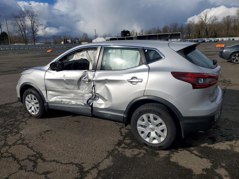 2020 Nissan Rogue Sport s