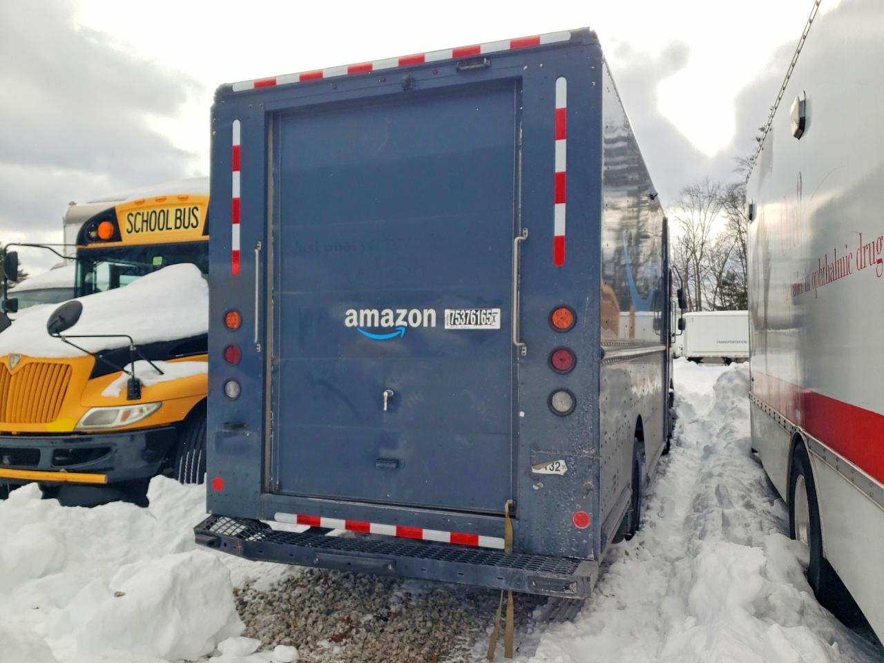 2021 Freightliner MT45G Delivery Truck