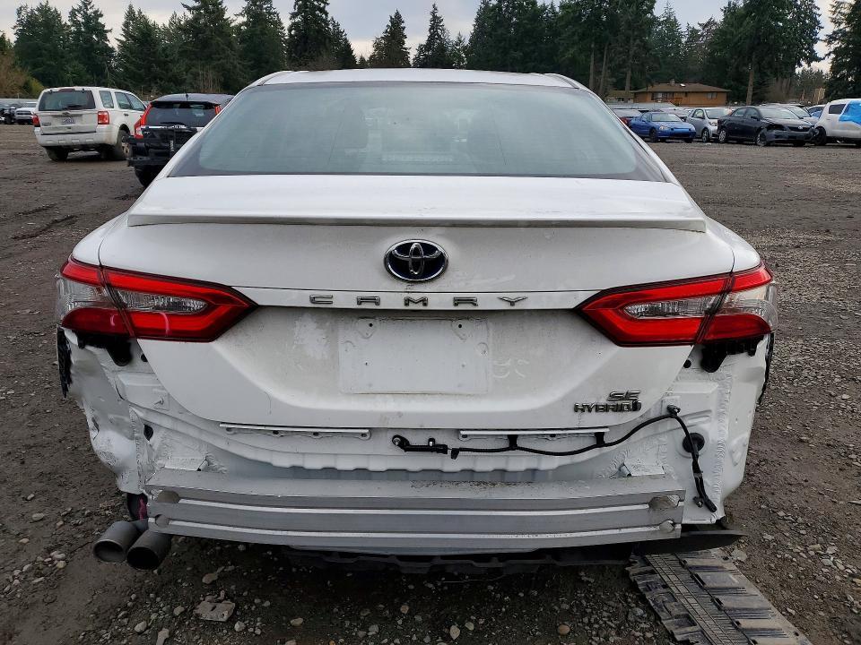 2018 Toyota Camry Hybrid