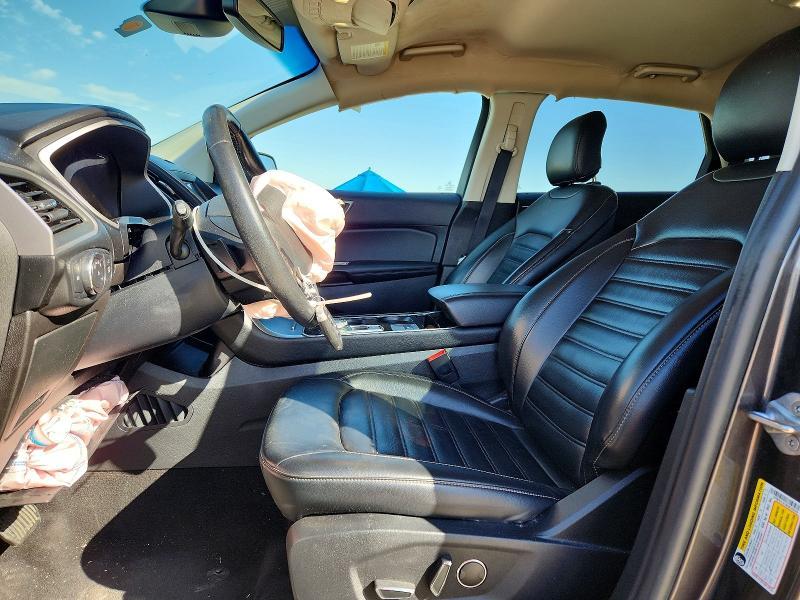 2019 Ford Edge sel