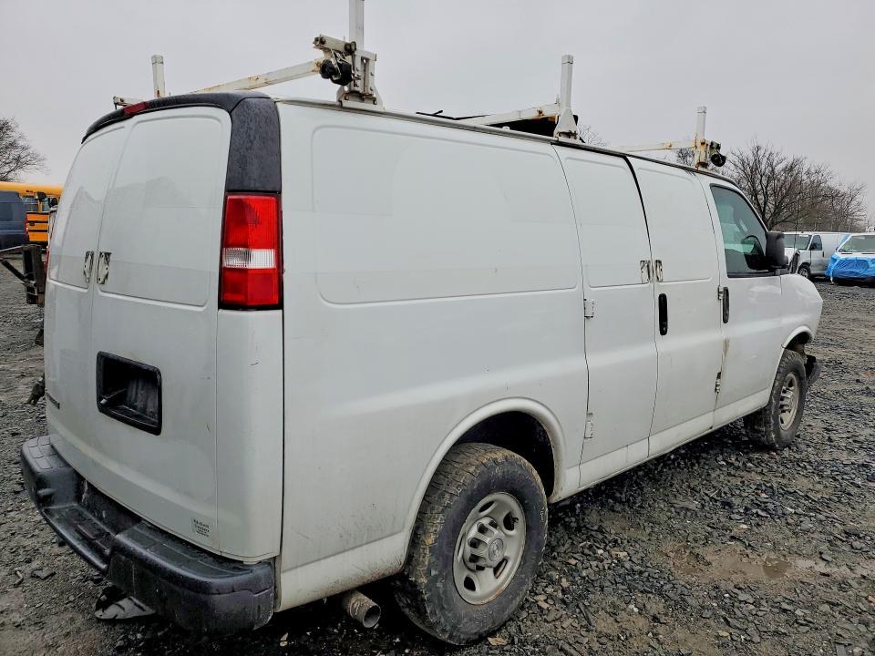 2020 Chevrolet Express G2500