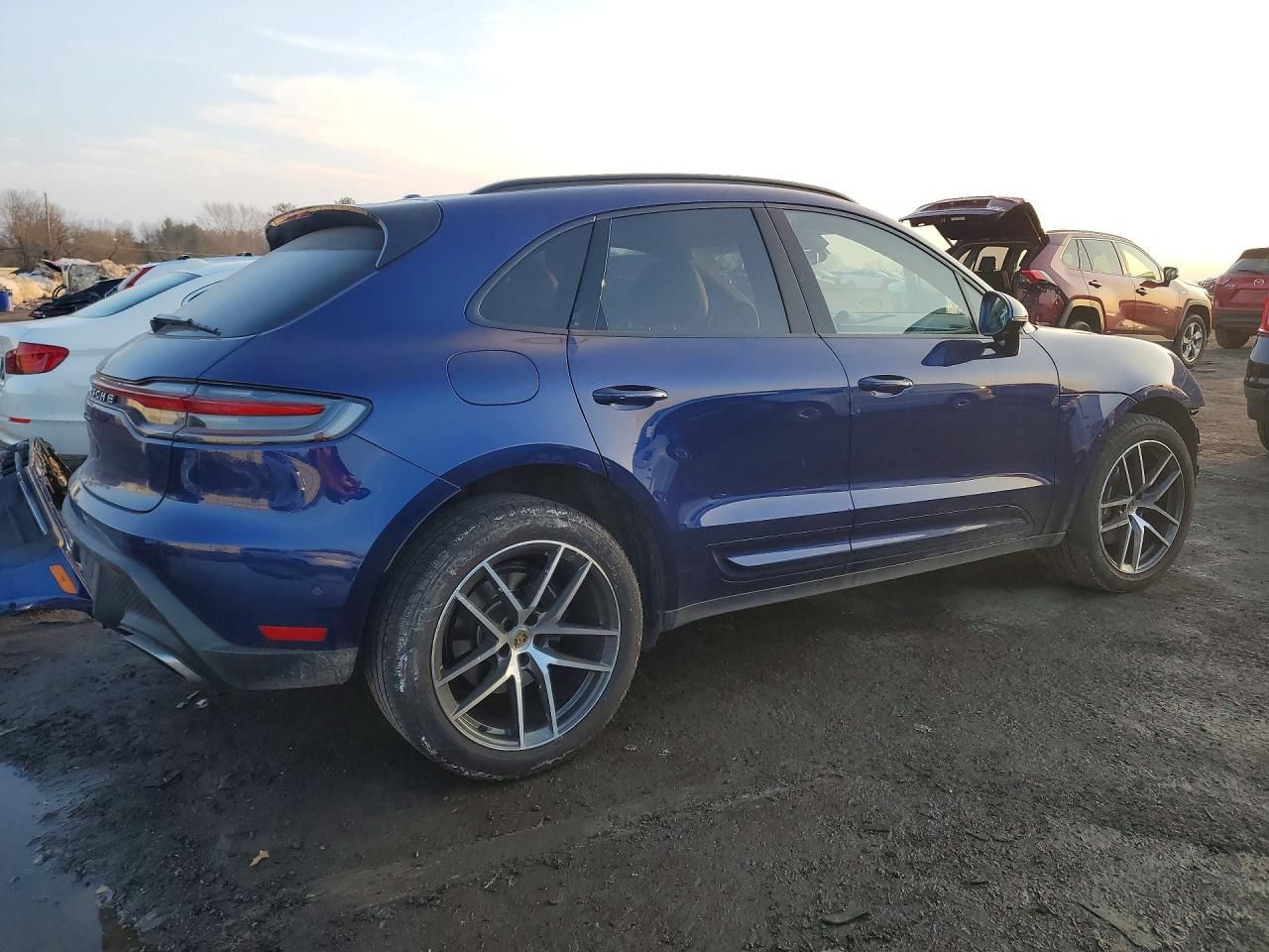 2024 Porsche Macan Base