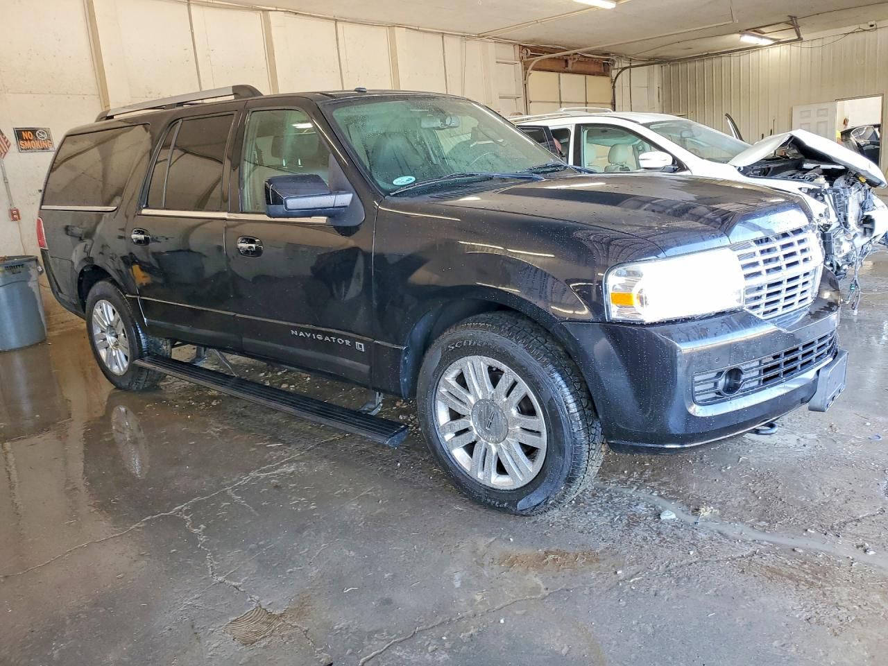 2013 Lincoln Navigator l