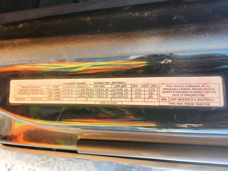 2020 Peterbilt 579 Semi Truck