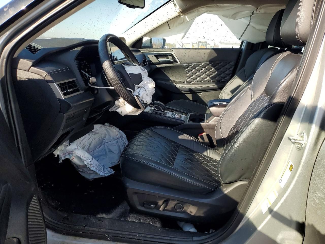 2023 Mitsubishi Outlander sel