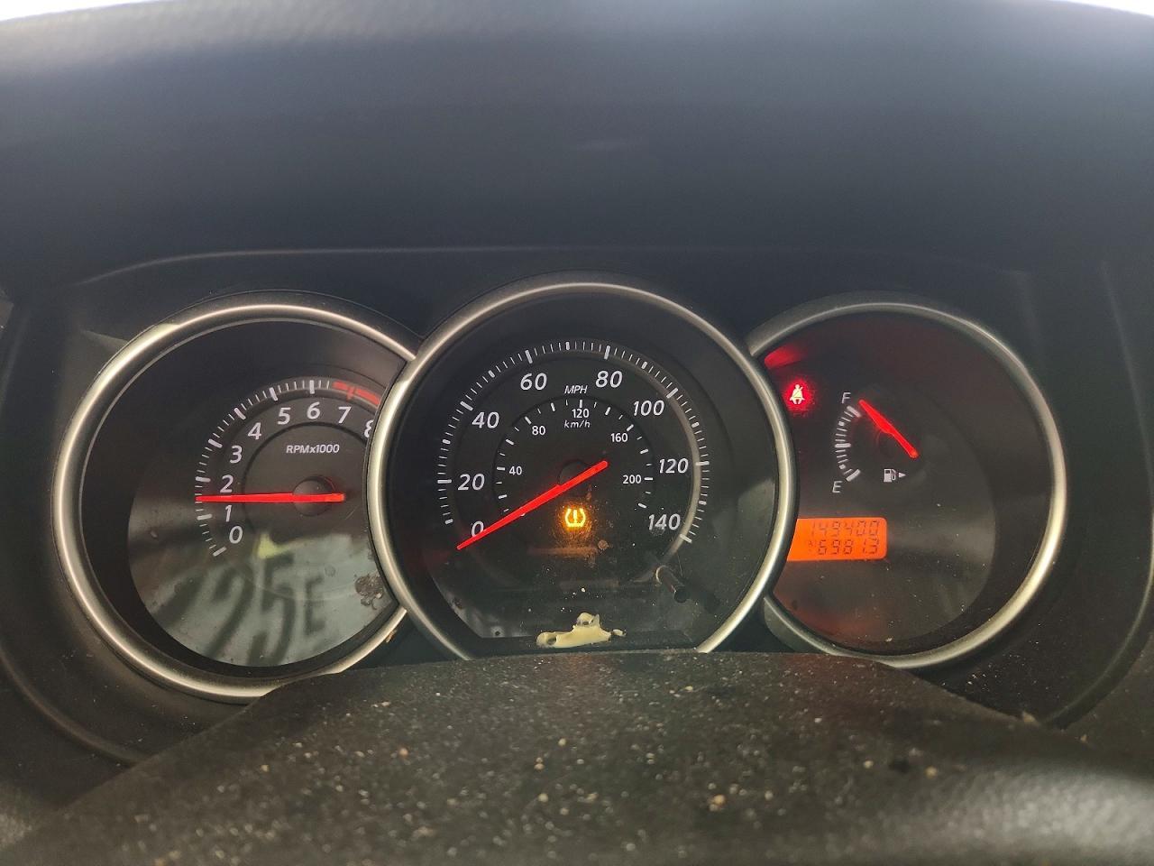 2012 Nissan Versa 1.8 s