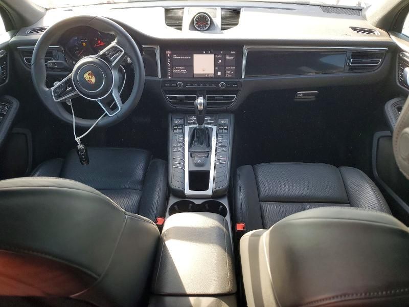 2021 Porsche Macan Base